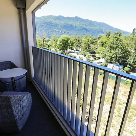 Manilac Au Bord Du * Aix-les-Bains