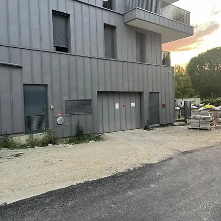 Manilac Au Bord Du
