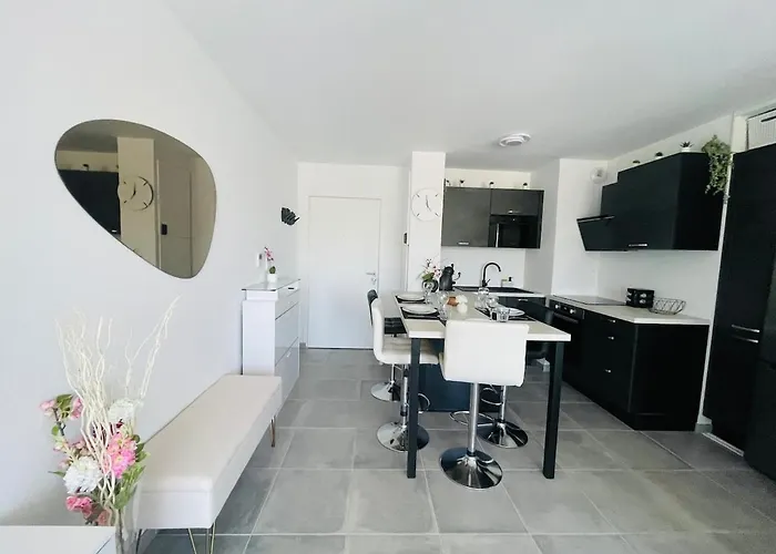 Manilac Au Bord Du *